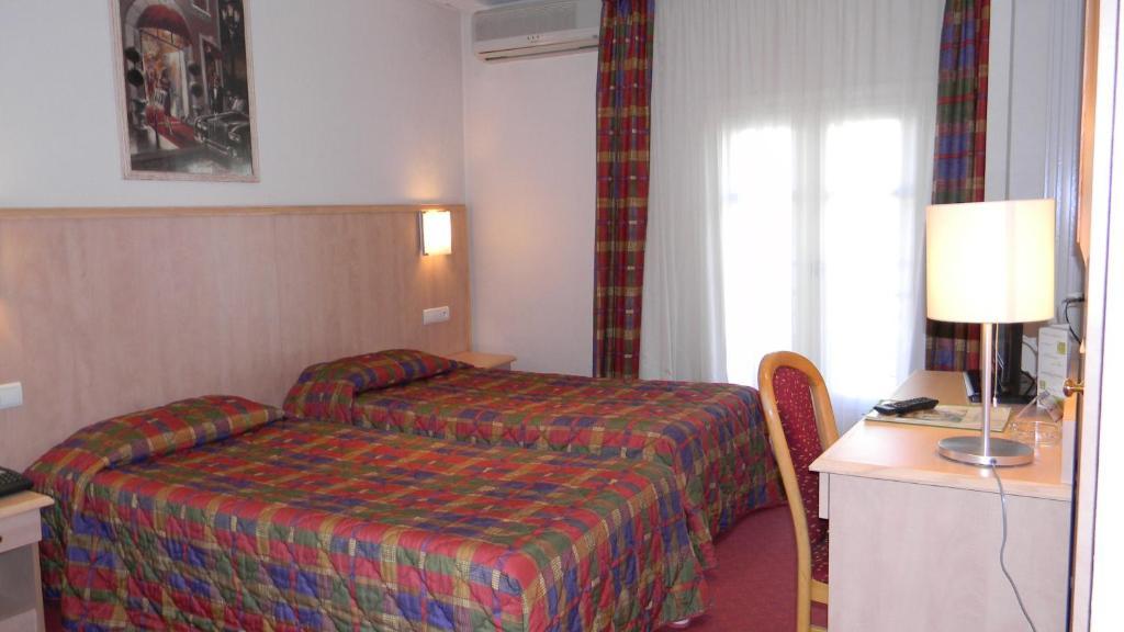 Hotel Chambord Віші Номер фото