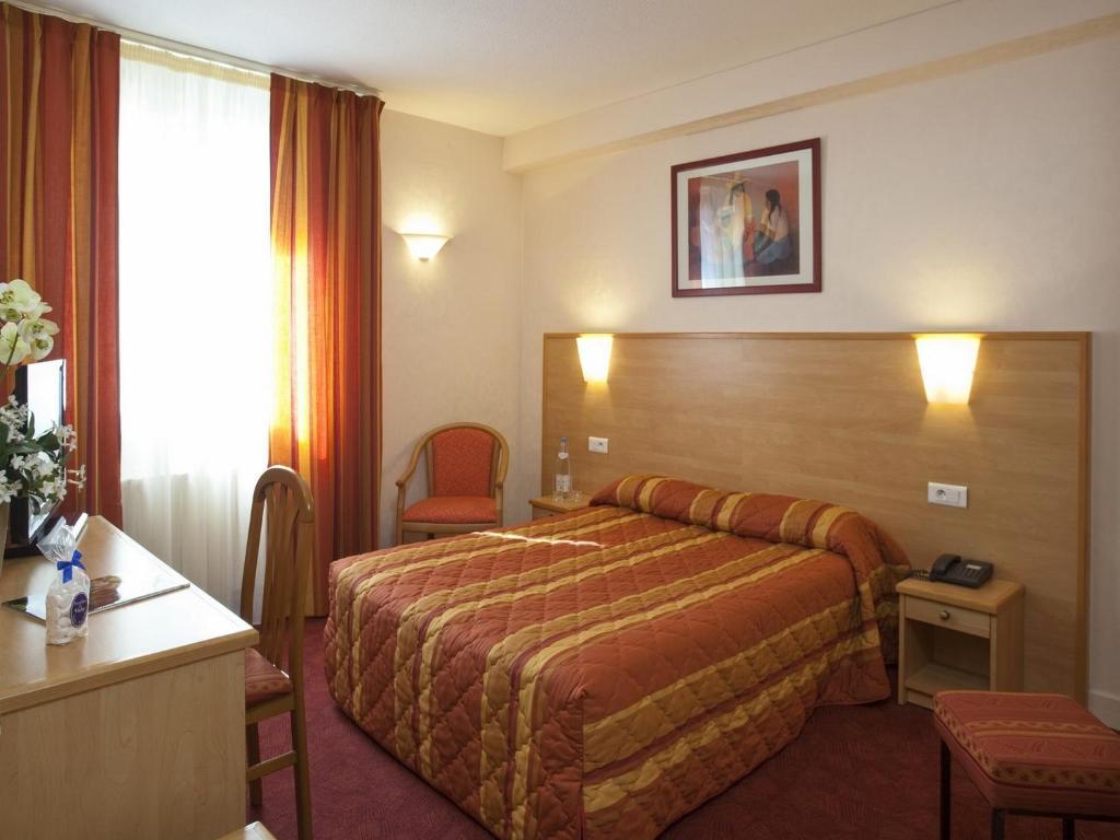 Hotel Chambord Віші Номер фото